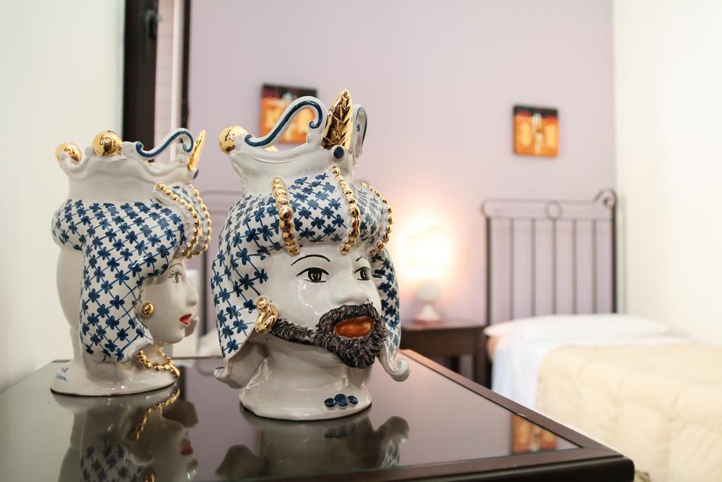 B&B Regina Carolina Caltagirone Exterior foto